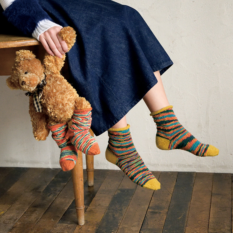 Multi-colored socks [for adults/children]