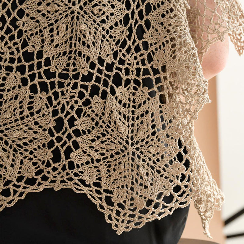 Kunstlace triangular shawl