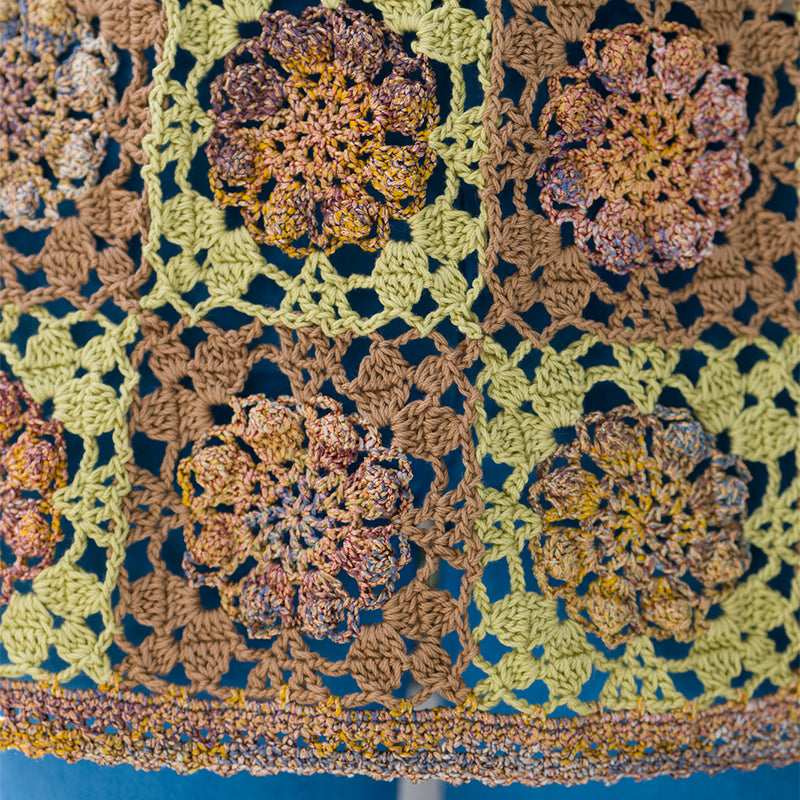 Tunic with motifs